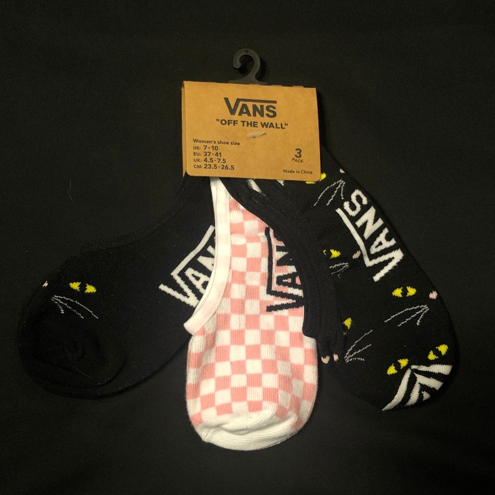 NWT Vans low cut "canoodle" socks